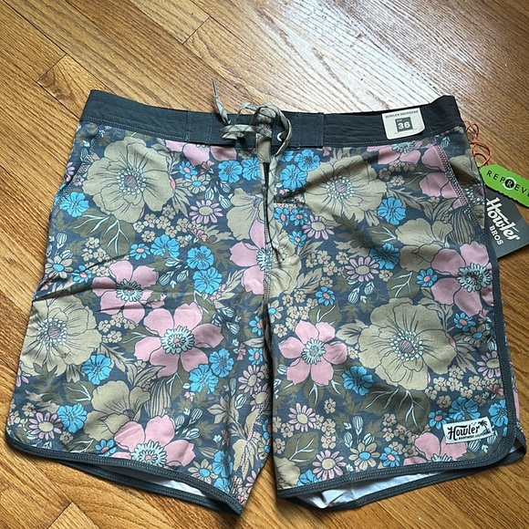 Howler brother men’s swim shorts size 36